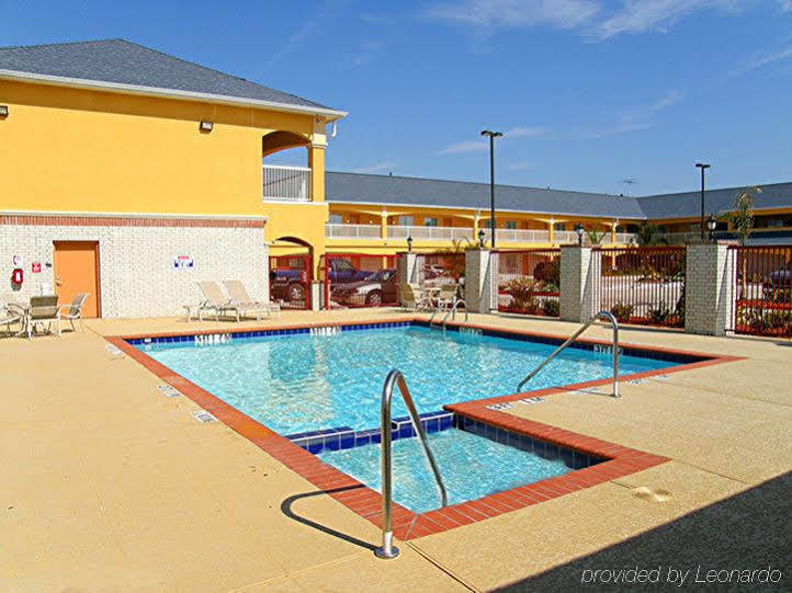 Scottish & Timber Creek, Houston, Tx Motel 2*