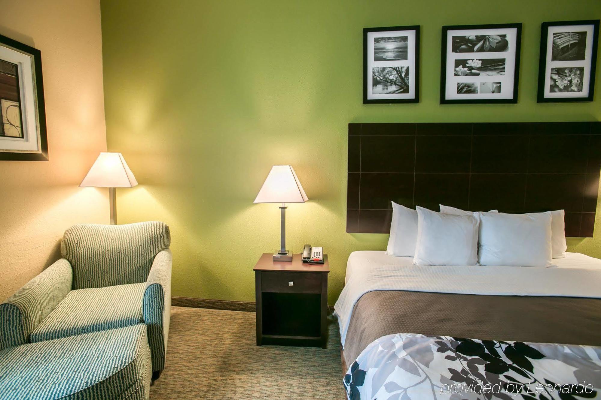 Sleep And Downtown 2* Houston
