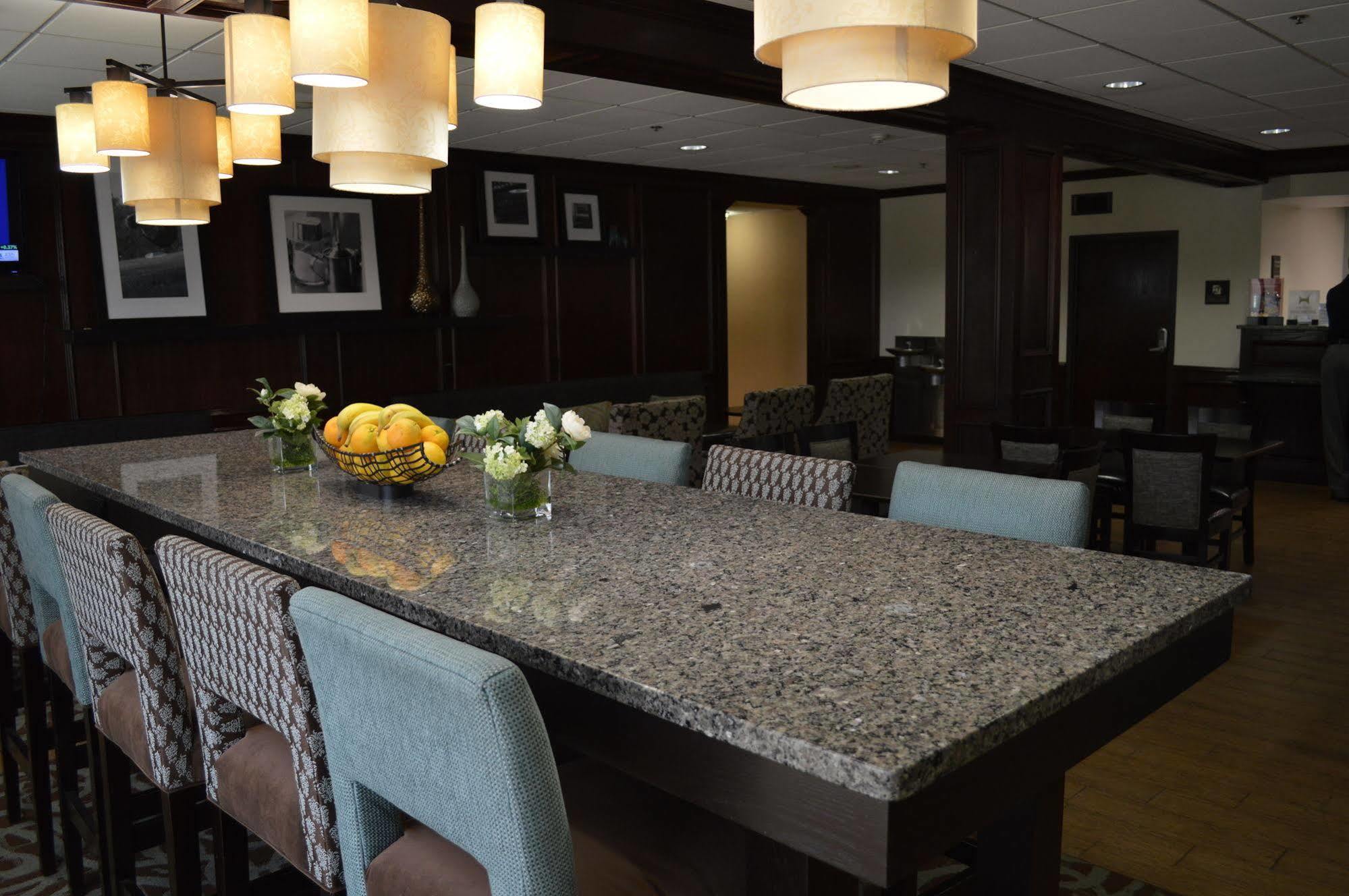 Hampton I-10 West-energy Corridor Hotel 3*