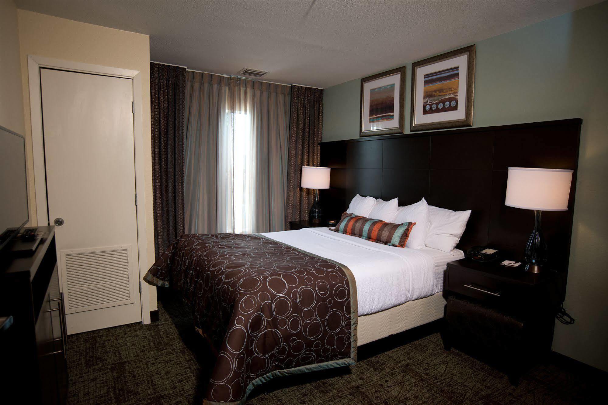 Staybridge Nw/willowbrook, An Ihg