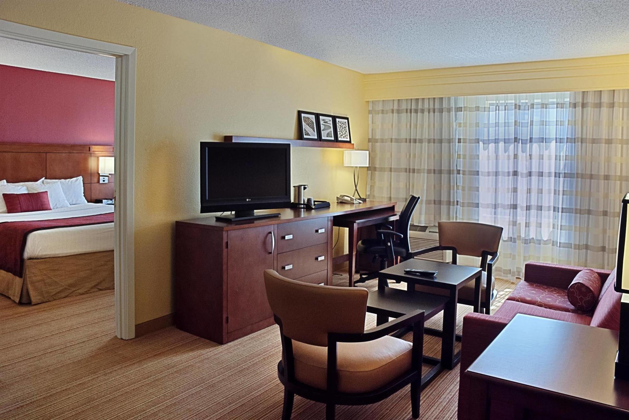 Hotel Doubletree By Hilton Westchase 4*