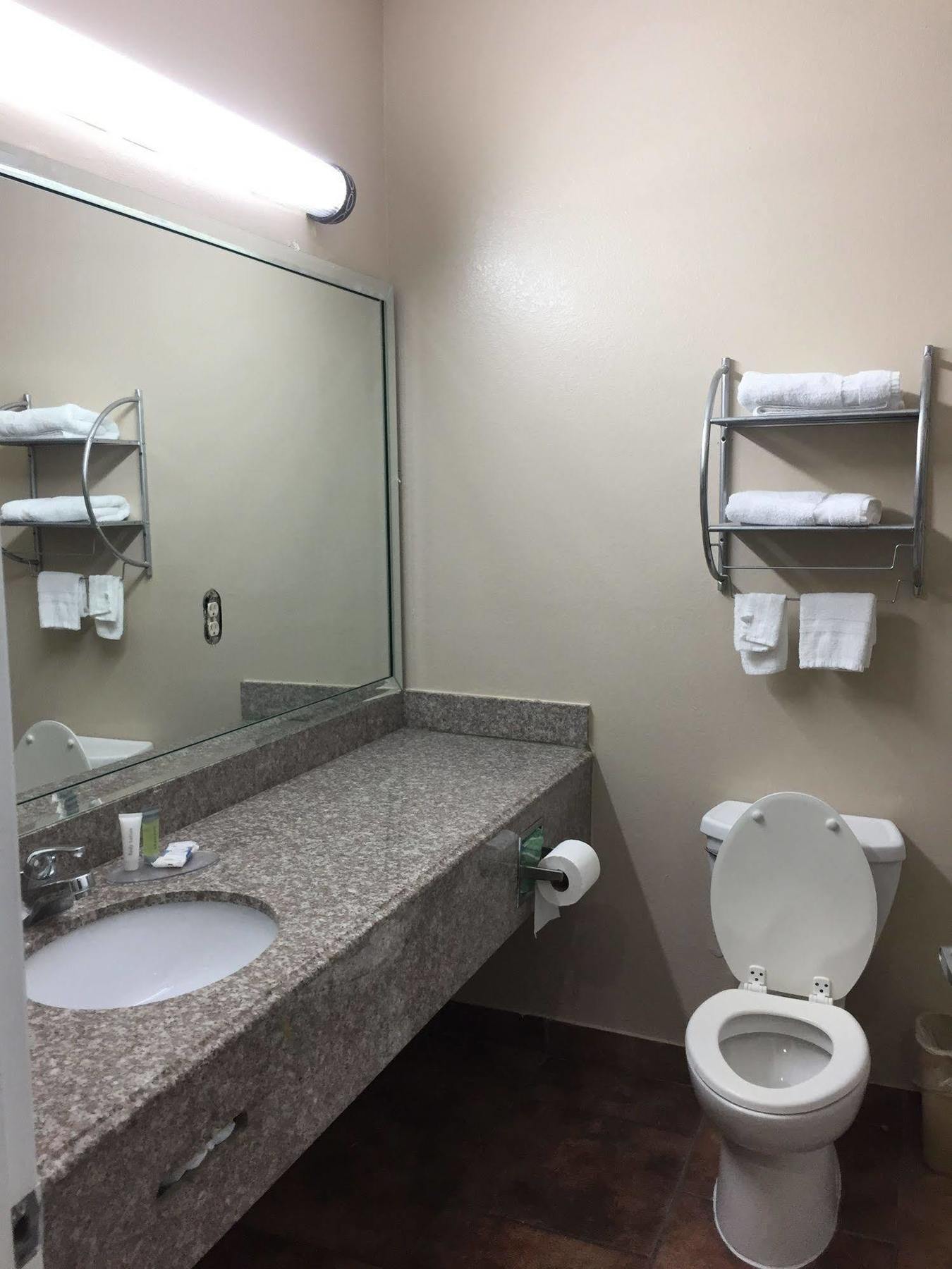 Scottish & Timber Creek, Houston, Tx 2*