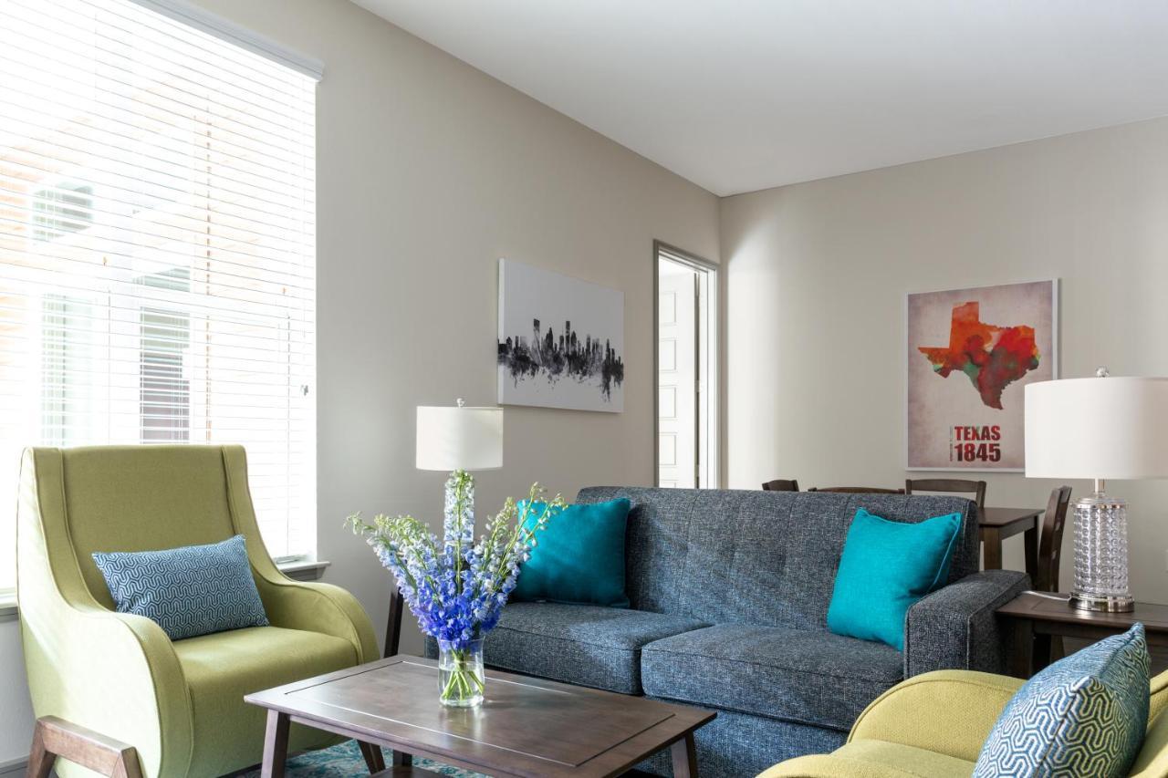 Alfred On Caroline Street Apartment Houston