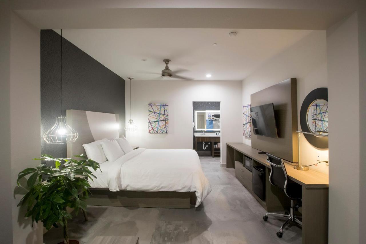 House Hotel Houston
