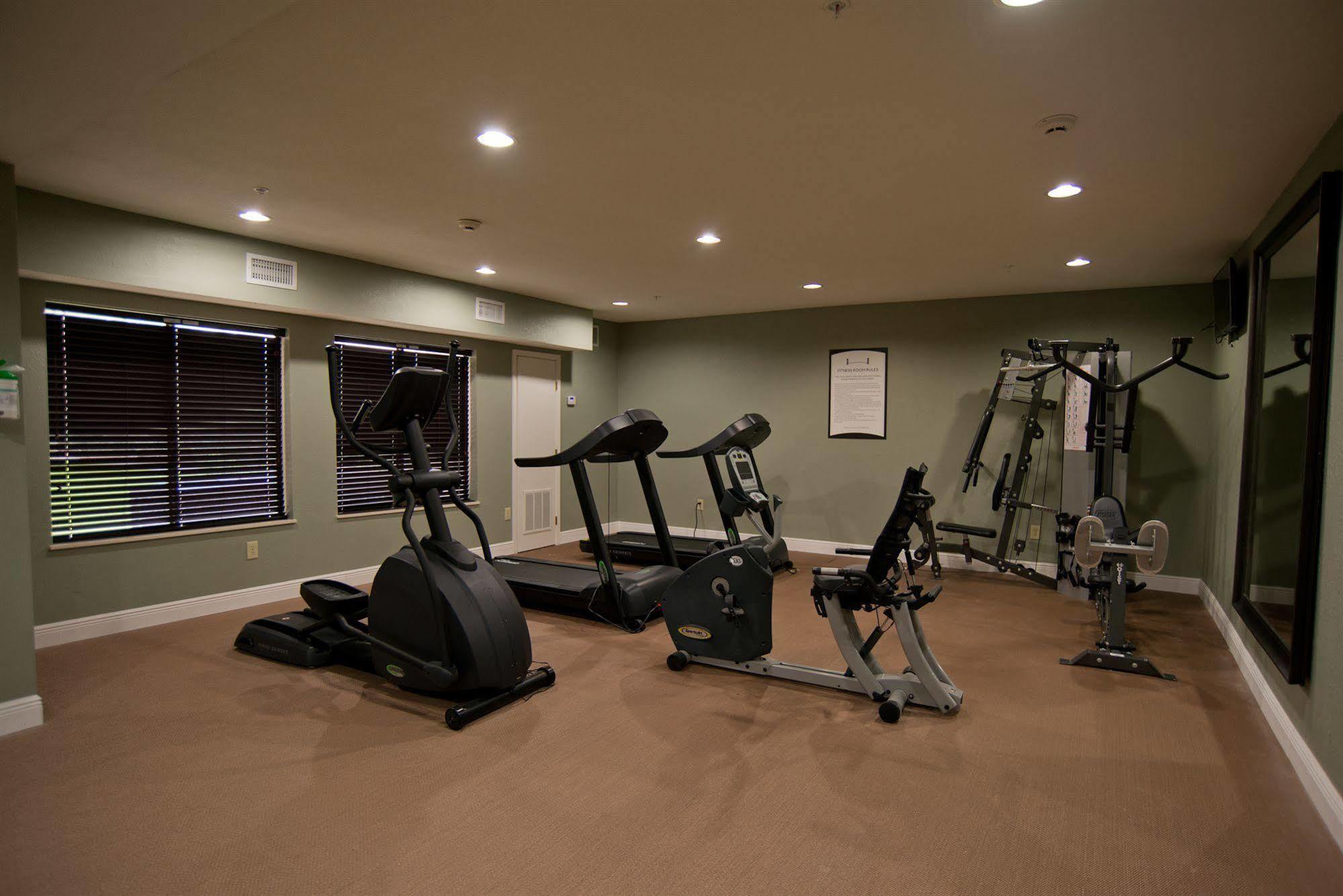 Hotel Staybridge Nw/willowbrook, An Ihg