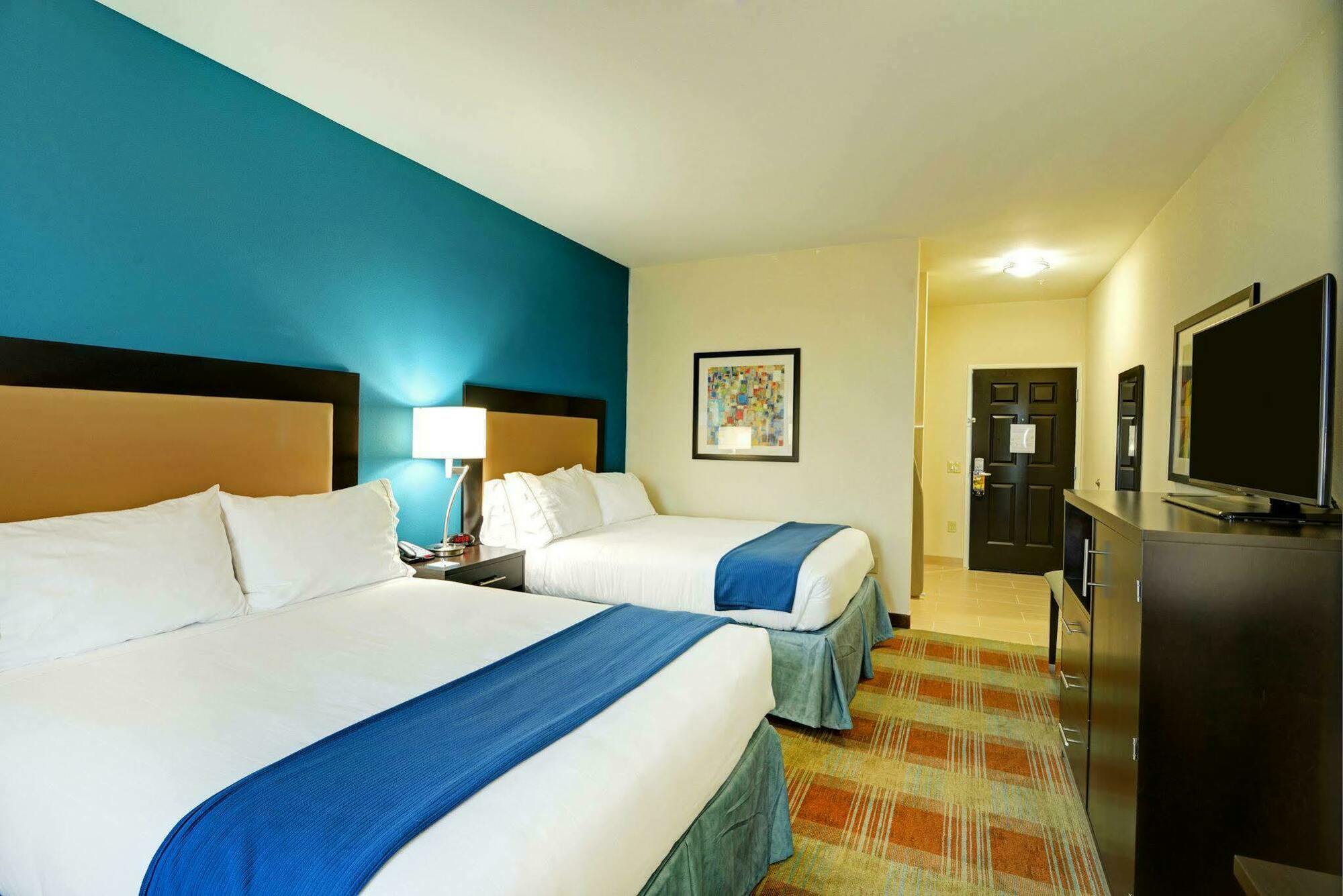 Express & Northwest-brookhollow By Ihg Hotel Houston