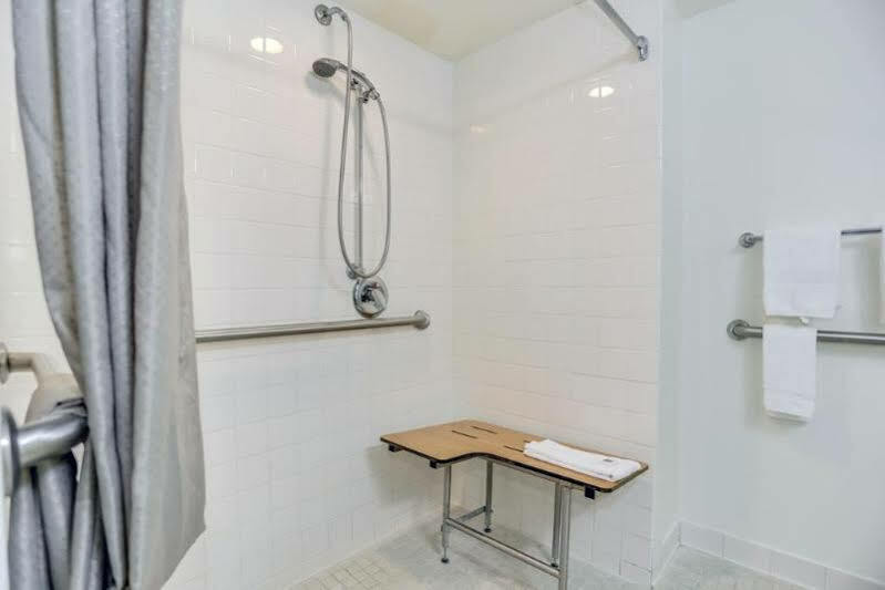 6 Houston, Tx Hotel 2*