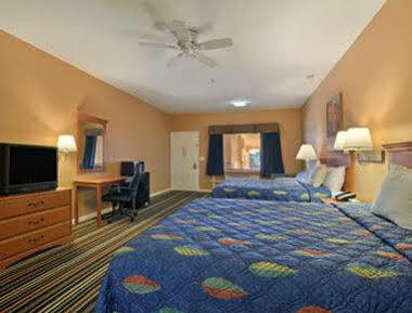 Grand Galleria Hotel