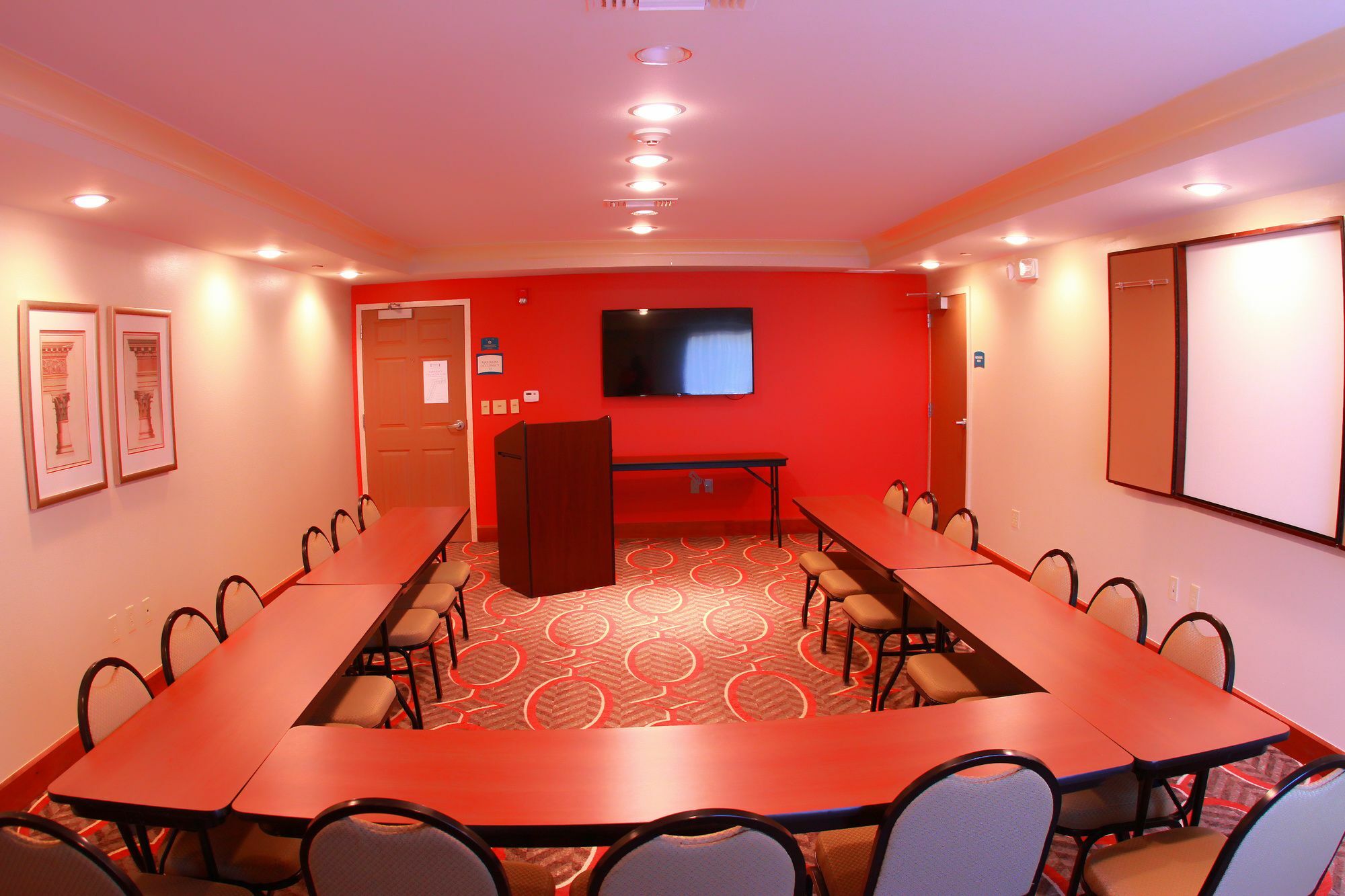 Staybridge - Willowbrook By Ihg Hotel 3*