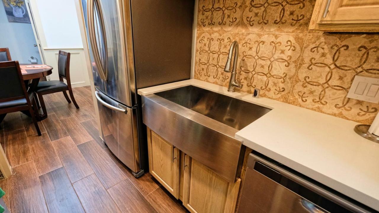 Apartment Galleria Area Condo, 2 Bedrooms 2 Story - Ocee *
