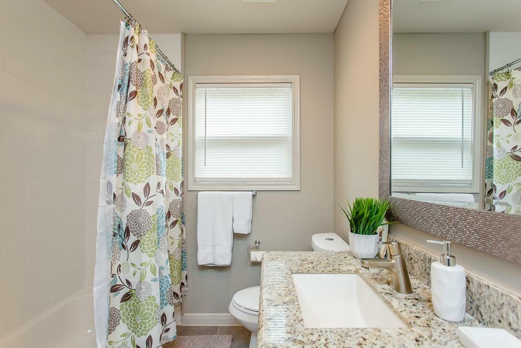 The Blue Door - Luxury Downtown Holiday home Houston