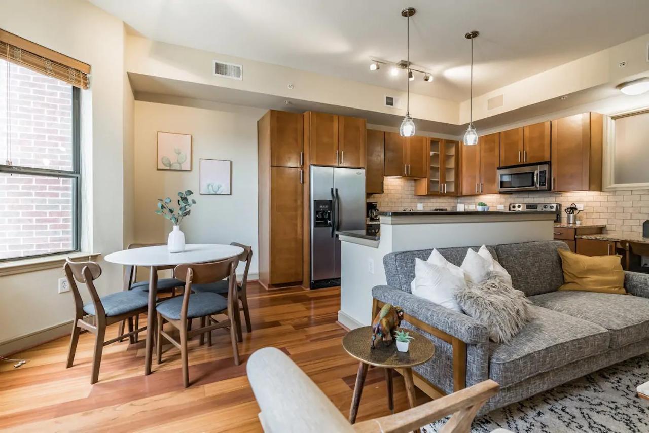 Centrally Located Getaway + Pool Apartment Houston