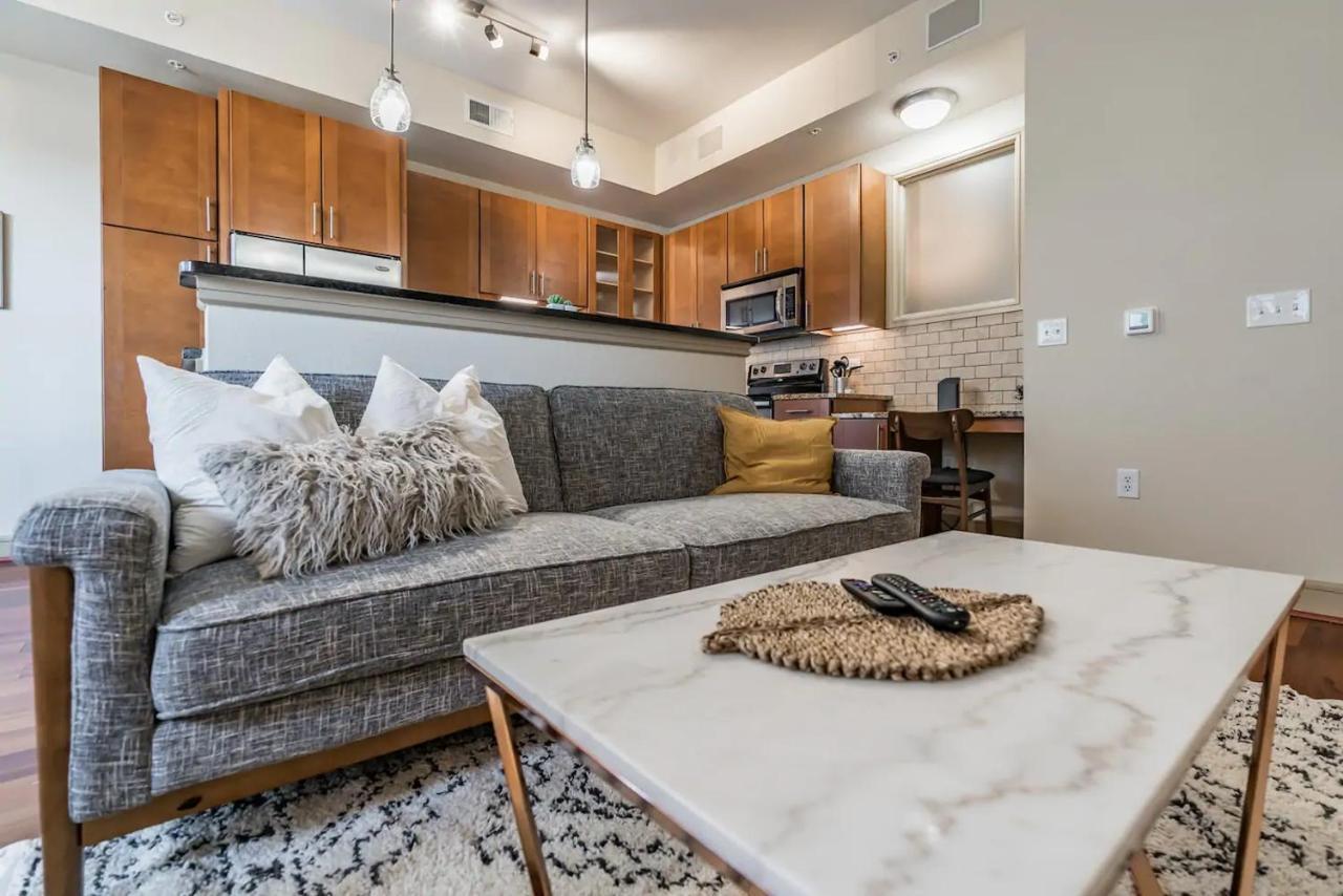Centrally Located Getaway + Pool Apartment *