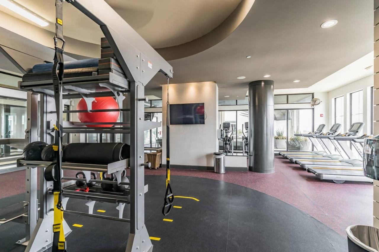 Modern + Pool + Gym Houston