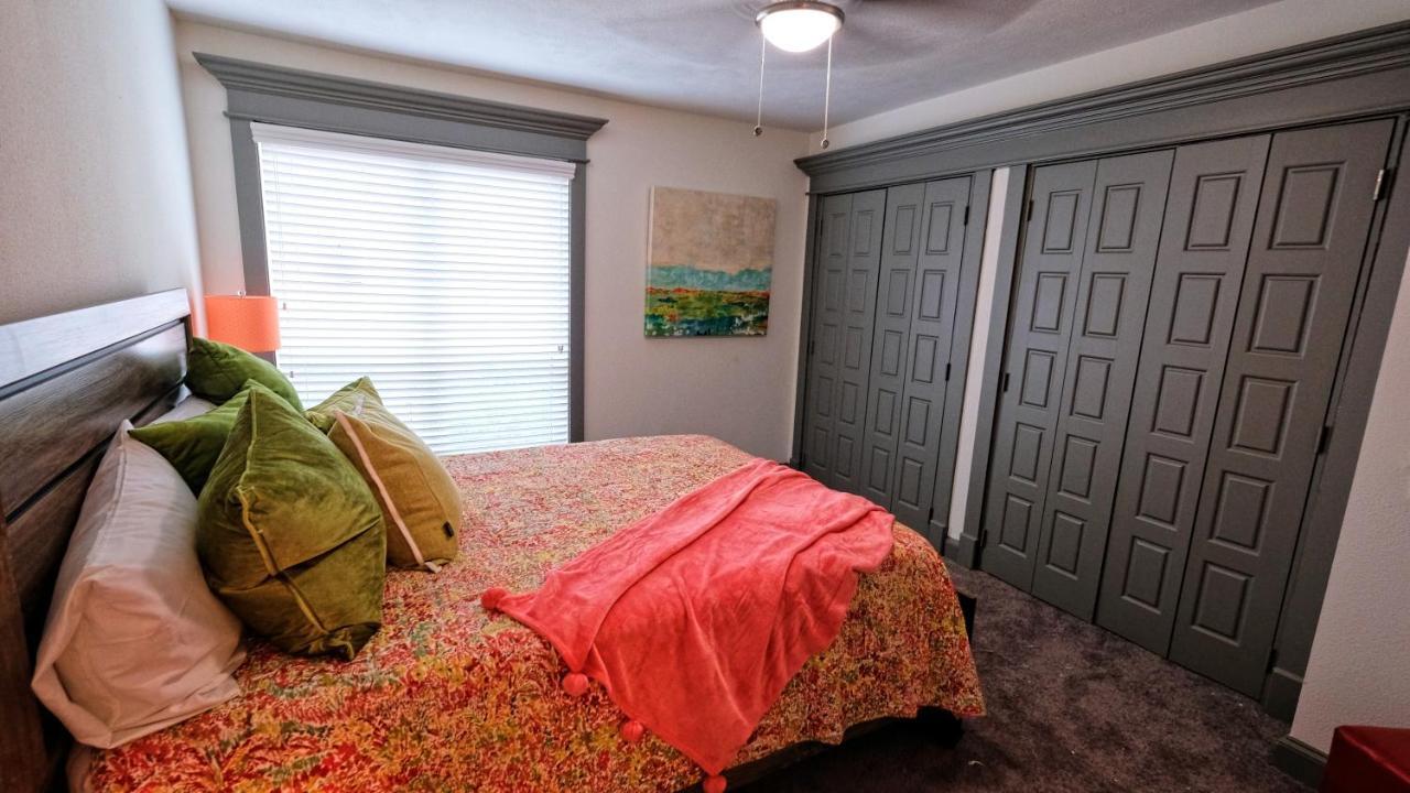 Galleria Area Condo, 2 Bedrooms 2 Story - Ocee * Houston