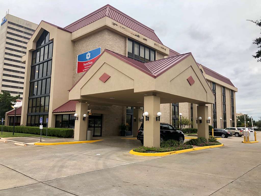 Hotel Western Energy Corridor