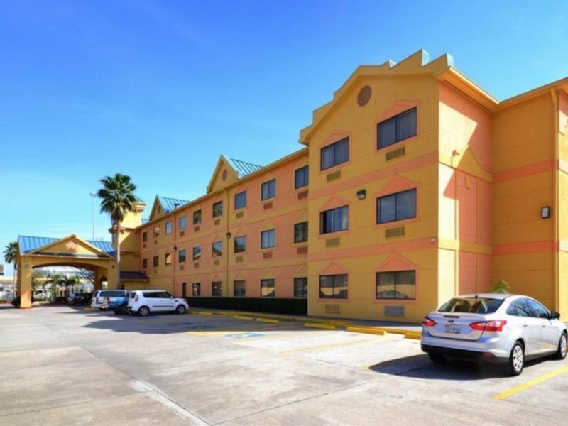 Best Western Plus Northwest And Hotel