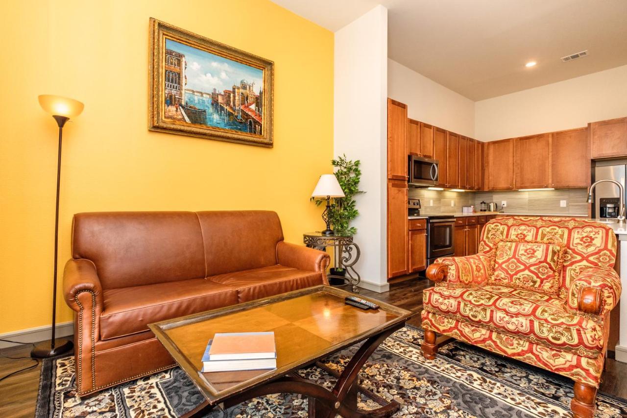 Apartment Renu Downtown - Relax,revive,renew Houston